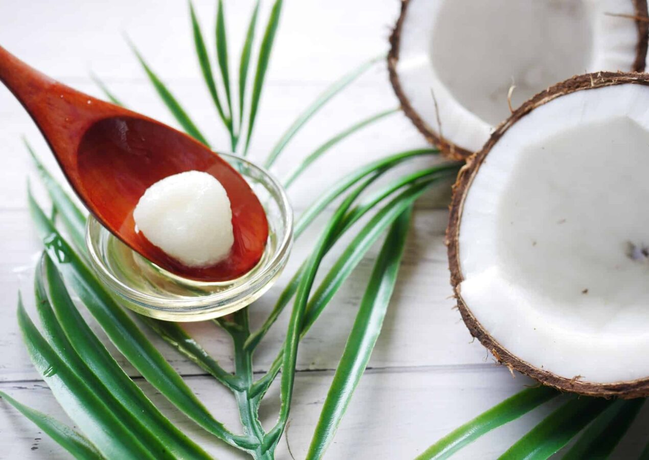 Utiliser l’huile de coco pour soulager la peau après épilation